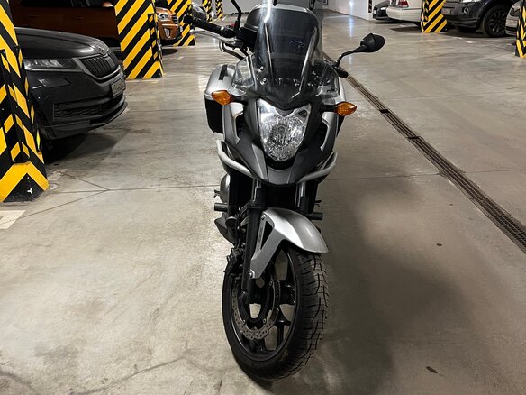 2013 Honda NC 700X, серебристый - вид 1