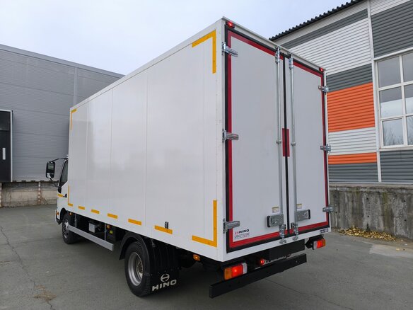 2018 Hino Series 300 (Dutro), белый, 3850000 рублей - вид 5