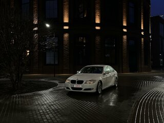 2009 BMW 3 серии 318i V (E90/E91/E92/E93) Рестайлинг, белый, 850000 рублей, вид 2