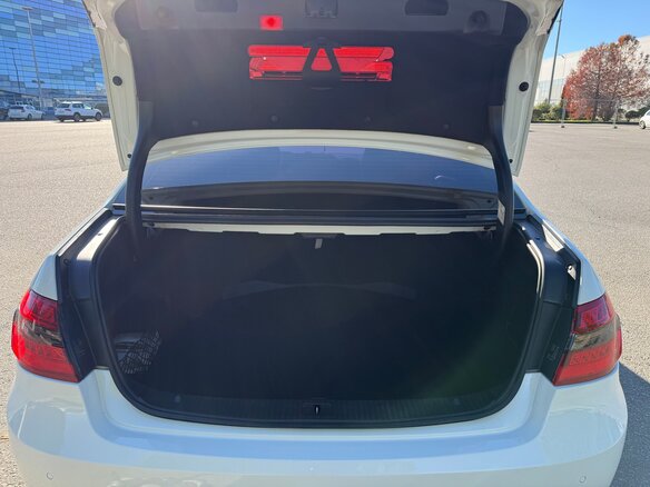 2011 Mercedes-Benz E-Класс 200 7G-Tronic IV (W212, S212, C207), белый, 1700000 рублей - вид 9
