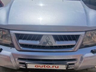 2005 Mitsubishi Pajero III Рестайлинг, серебристый, 1200000 рублей, вид 1