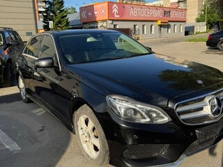 2013 Mercedes-Benz E-Класс 200 IV (W212, S212, C207) Рестайлинг, чёрный, 1176000 рублей, вид 1