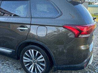 2019 Mitsubishi Outlander III Рестайлинг 3, коричневый, 2700000 рублей, вид 2