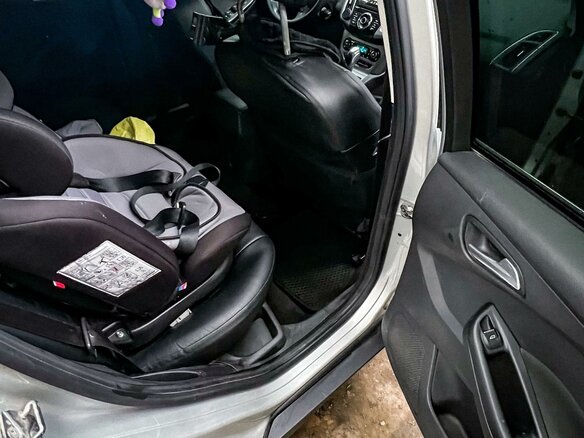 2011 Ford Focus III, серый, 770000 рублей - вид 7