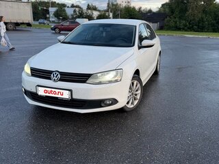 2013 Volkswagen Jetta VI, белый, 990000 рублей, вид 1
