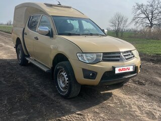 2010 Mitsubishi L200 IV, бежевый, 750000 рублей, вид 5