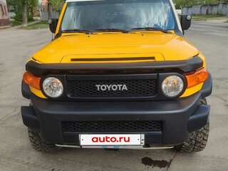 2008 Toyota FJ Cruiser, жёлтый, 2560000 рублей, вид 4