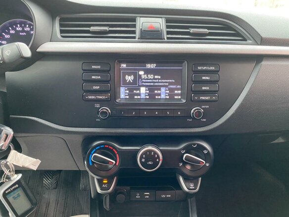 2018 Kia Rio IV, серый - вид 11