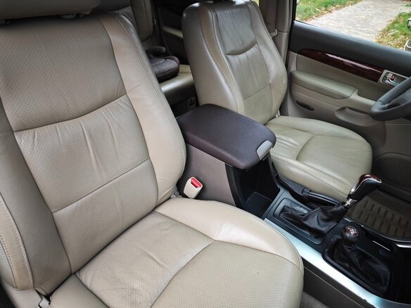 2004 Toyota Land Cruiser Prado 5-speed 120 Series, белый, 1650000 рублей - вид 10