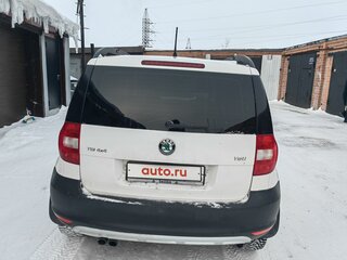 2012 Skoda Yeti I, белый, 1150000 рублей, вид 4