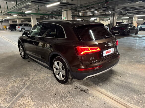 2017 Audi Q5 II (FY), коричневый, 2600000 рублей - вид 6