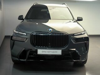 2026 BMW X7 40i I (G07) Рестайлинг, серый, 18850000 рублей, вид 3