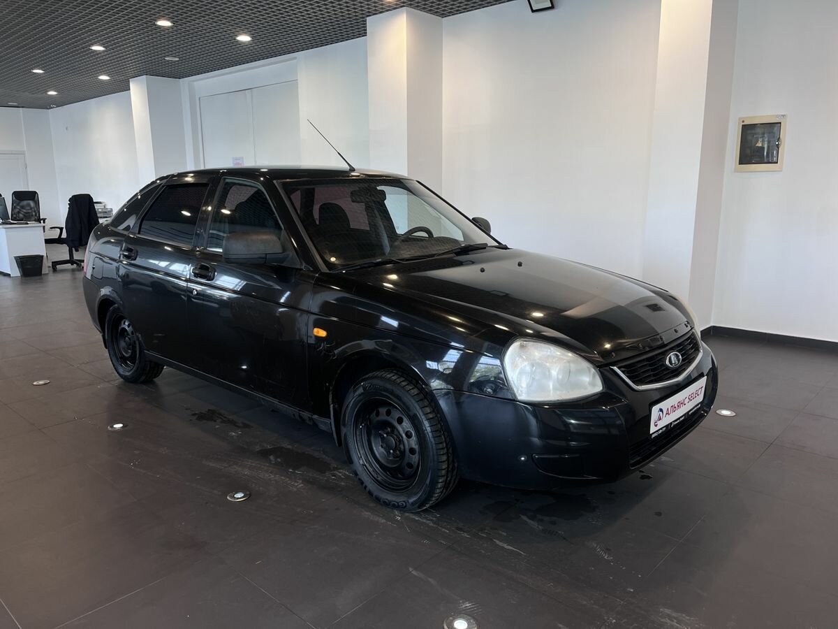Открыть фотографии: Lada (ВАЗ) Priora I Рестайлинг