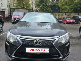 2015 Toyota Camry VII (XV50) Рестайлинг, чёрный, 1950000 рублей, вид 2