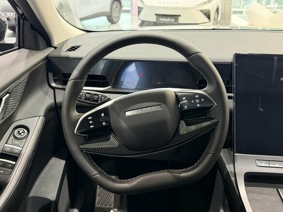 2026 Jeland J6, чёрный, 2549000 рублей - вид 7