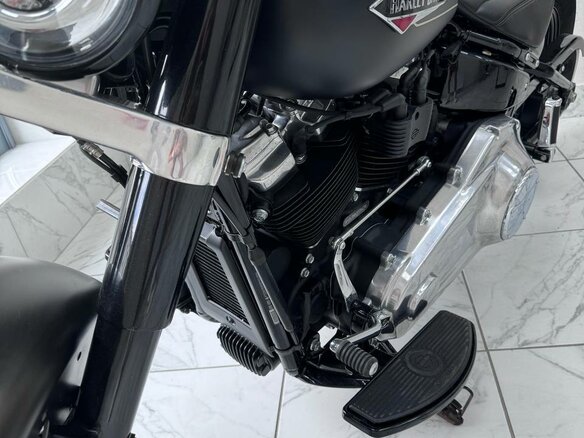 2021 Harley-Davidson Softail Slim, коричневый, 1699805 рублей - вид 7