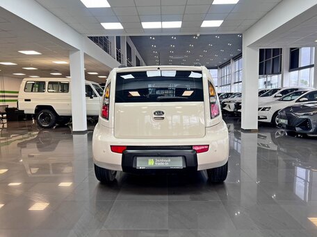 2009 Kia Soul I, белый, 795000 рублей, вид 4