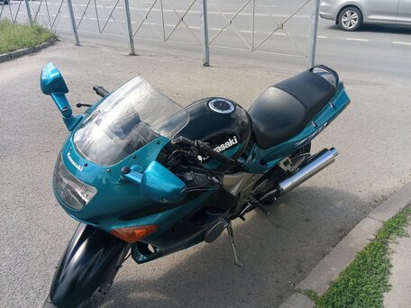 1993 Kawasaki ZZR 600, чёрный, 300000 рублей, вид 3