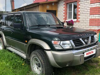 2001 Nissan Patrol V (Y61), зелёный, 850000 рублей, вид 2