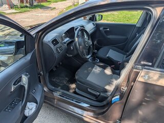 2014 Volkswagen Polo V, коричневый, 720000 рублей, вид 5