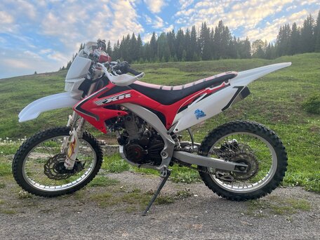 2016 Motoland XR250, красный, 159000 рублей, вид 1