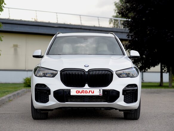 2022 BMW X5 40i IV (G05/G18), белый - вид 24