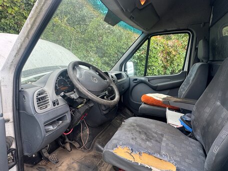 2004 Mercedes-Benz Sprinter, белый, 550000 рублей, вид 4