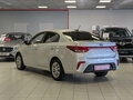 2017 Kia Rio IV, серебристый, 959900 рублей - вид 4