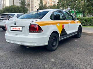 2017 Volkswagen Polo V Рестайлинг, белый, 442000 рублей, вид 5