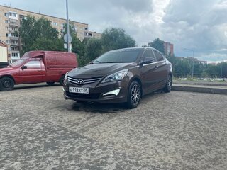 2015 Hyundai Solaris I Рестайлинг, коричневый, 1050000 рублей, вид 2