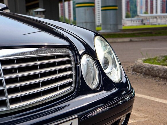 2002 Mercedes-Benz E-Класс 320 III (W211, S211), синий, 1030000 рублей - вид 26
