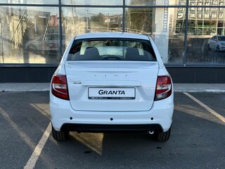 2026 Lada (ВАЗ) Granta I Рестайлинг, белый, 1210000 рублей, вид 4