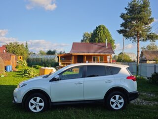 2014 Toyota RAV4 IV (XA40), белый, 1950000 рублей, вид 2