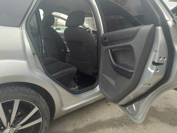 2005 Ford Focus II, серебристый - вид 6