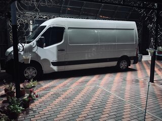 2010 Renault Master, белый, 1950000 рублей, вид 4