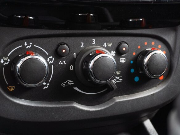 2021 Lada (ВАЗ) Largus Cross I Рестайлинг, белый - вид 17