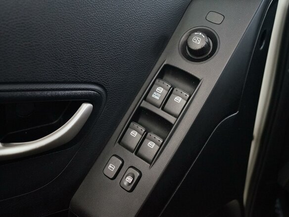 2011 SsangYong Actyon II, белый - вид 18