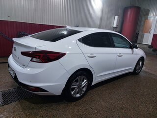 2019 Hyundai Elantra VI (AD) Рестайлинг, белый, 1850000 рублей, вид 4