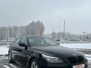 2008 BMW 5 серии 520i V (E60/E61) Рестайлинг, чёрный, 955358 рублей, вид 3