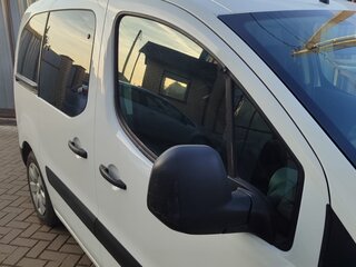 2011 Citroen Berlingo II, белый, 660000 рублей, вид 2