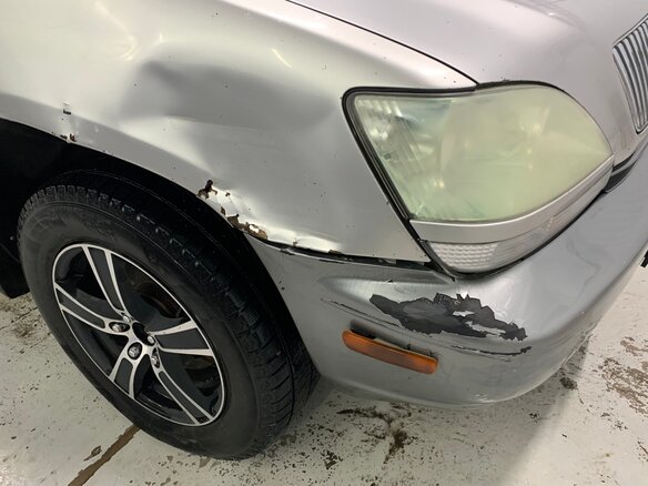 2000 Lexus RX 300 I, серебристый, 800000 рублей - вид 5