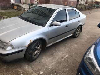 2000 Skoda Octavia I (A4), серебристый, 250000 рублей, вид 3