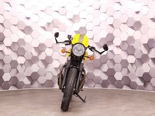 2017 Triumph Street Cup, жёлтый, 599000 рублей, вид 5