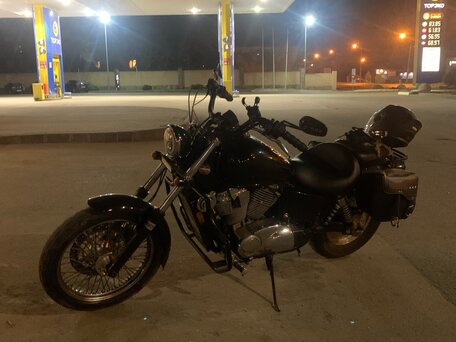 1994 Honda VT 1100, чёрный, 400000 рублей, вид 1