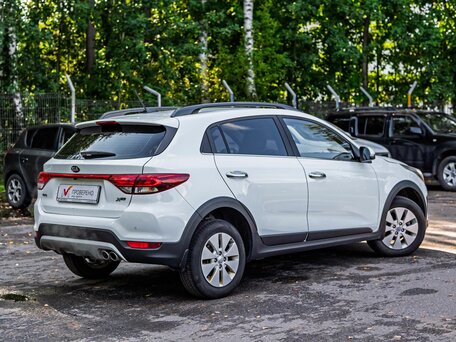 2019 Kia Rio X-Line IV, белый, 1305000 рублей, вид 2
