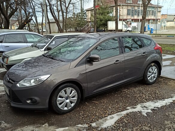 2014 Ford Focus III, серый