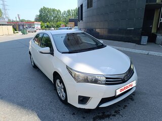 2013 Toyota Corolla XI (E160, E170, E180), белый, 950000 рублей, вид 5