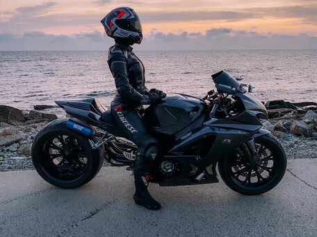 2008 Suzuki GSX-R 1000, серый, 2200000 рублей, вид 1