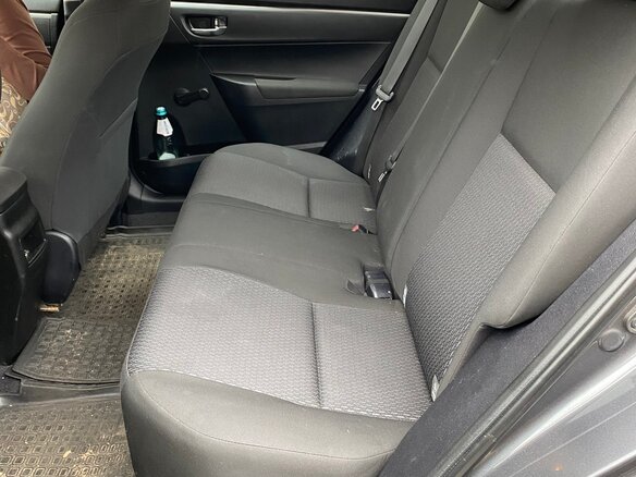 2013 Toyota Corolla XI (E160, E170, E180), серый, 1080000 рублей - вид 11