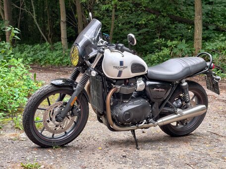 2018 Triumph Street Twin, белый, 750000 рублей, вид 2